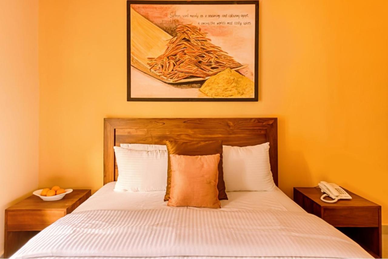 Spice Ella Hotel Bagian luar foto