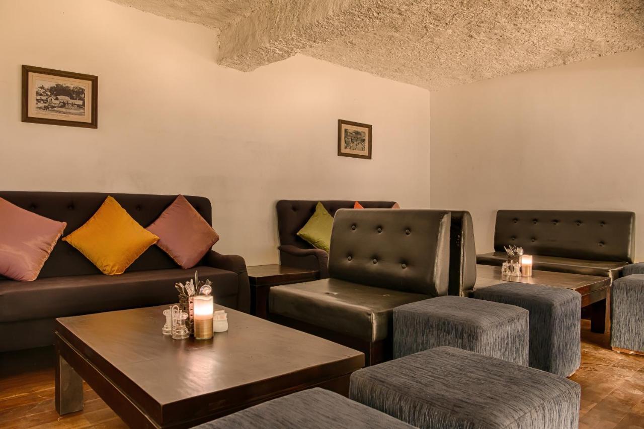 Spice Ella Hotel Bagian luar foto