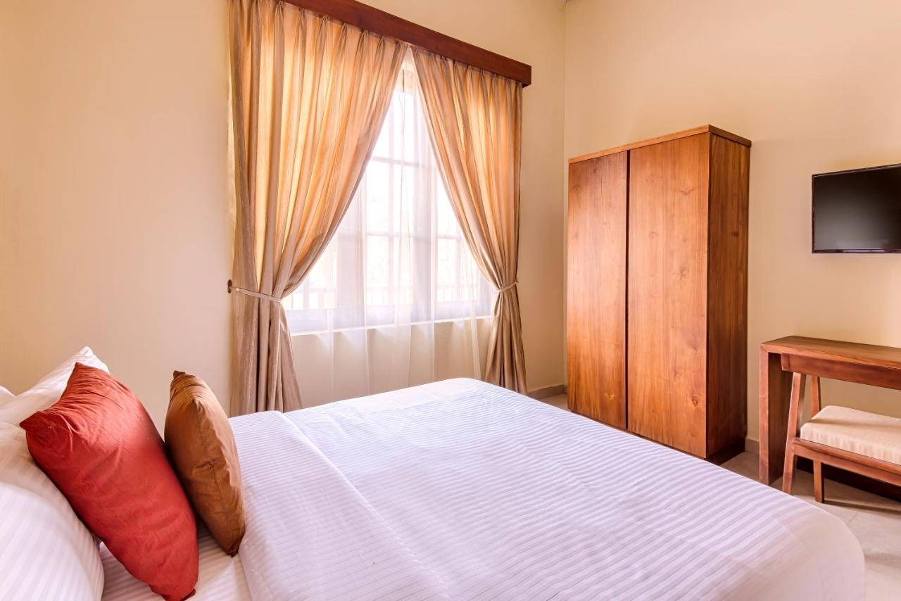 Spice Ella Hotel Bagian luar foto